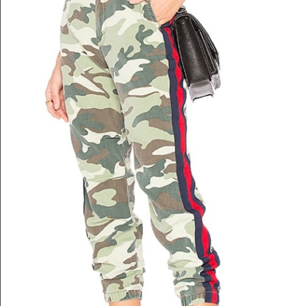 Mother The No Zip Misfit Jogger Pant in Camo